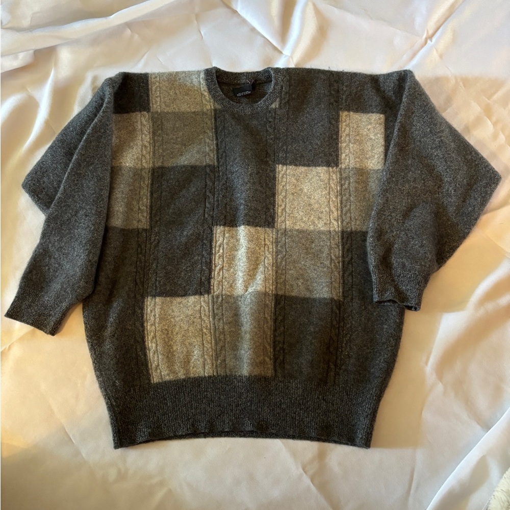 Men's Classic Shades of Gray Colorblock  Crewneck Sweater